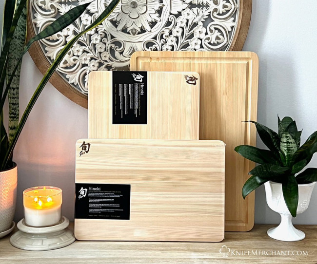 SHUNページ Shun 20 x 14 in. Hinoki Cutting Board | Knife Merchant